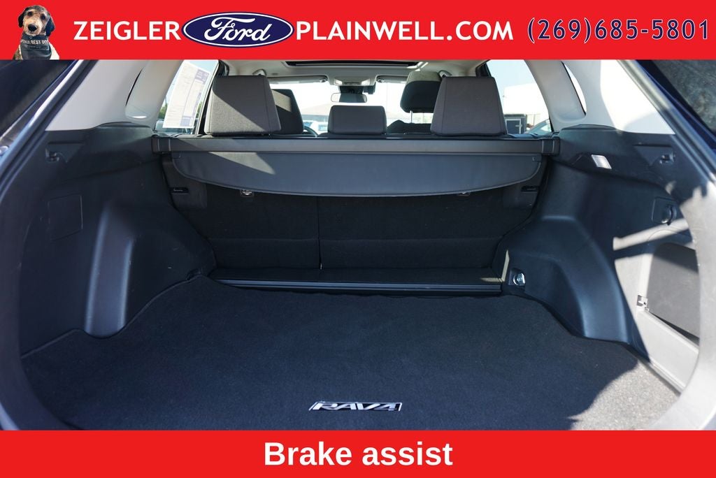 2024 Toyota RAV4 Hybrid XLE AWD Moonroof Convience & Weather Pkg