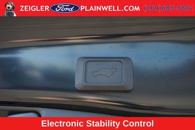 2024 Toyota RAV4 Hybrid XLE AWD Moonroof Convience & Weather Pkg