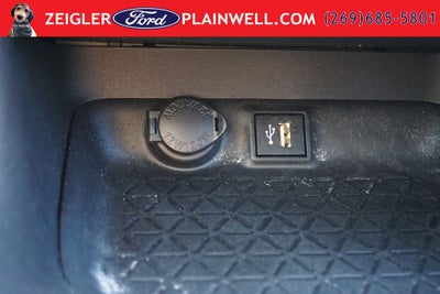 2024 Toyota RAV4 Hybrid XLE AWD Moonroof Convience & Weather Pkg
