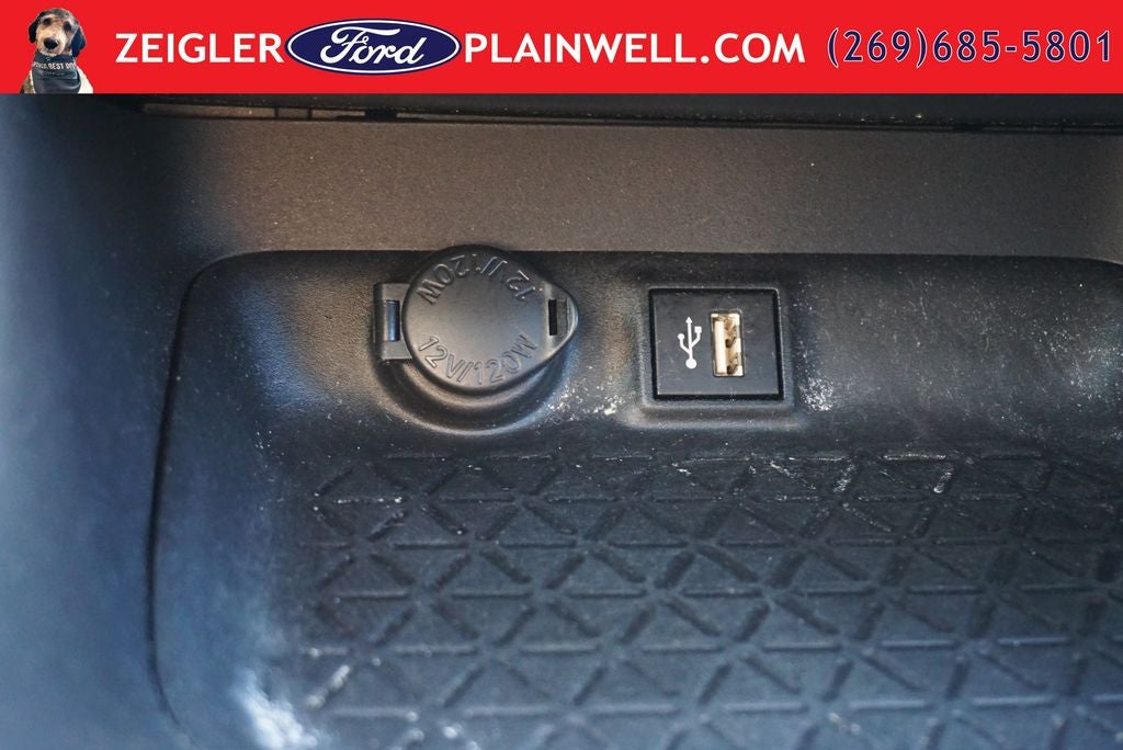 2024 Toyota RAV4 Hybrid XLE AWD Moonroof Convience & Weather Pkg