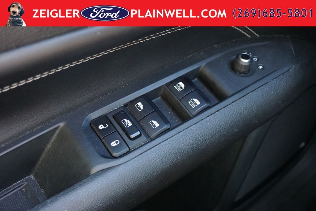 2023 Jeep Compass Latitude 4x4 Rear Camera 2 Tone Paint Group