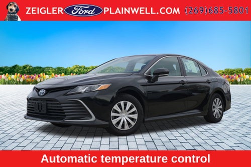 2024 Toyota Camry Hybrid LE