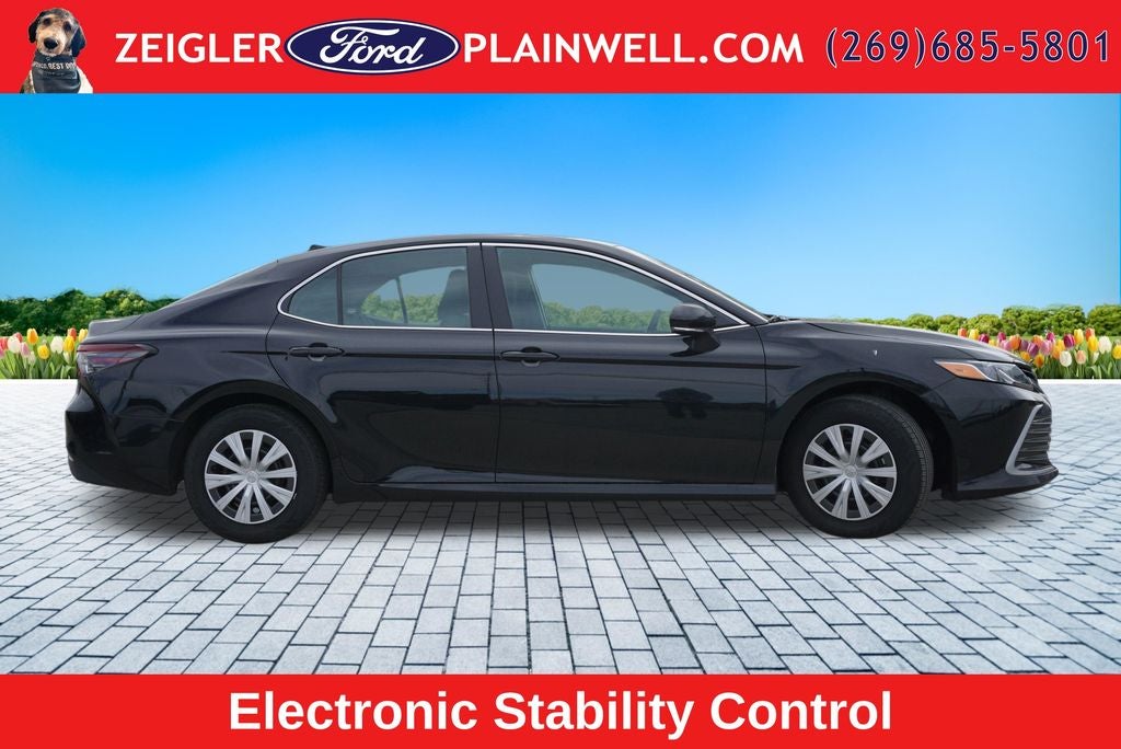2024 Toyota Camry Hybrid LE