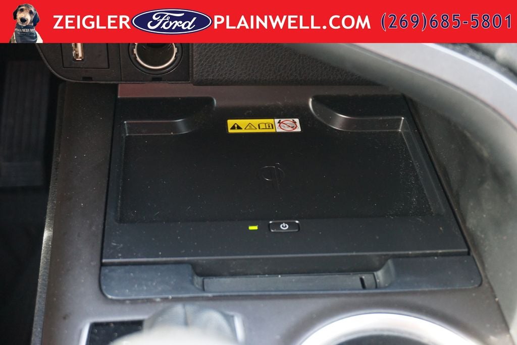 2022 Toyota Camry Hybrid XLE Leather Power Moonroof Rear Camera