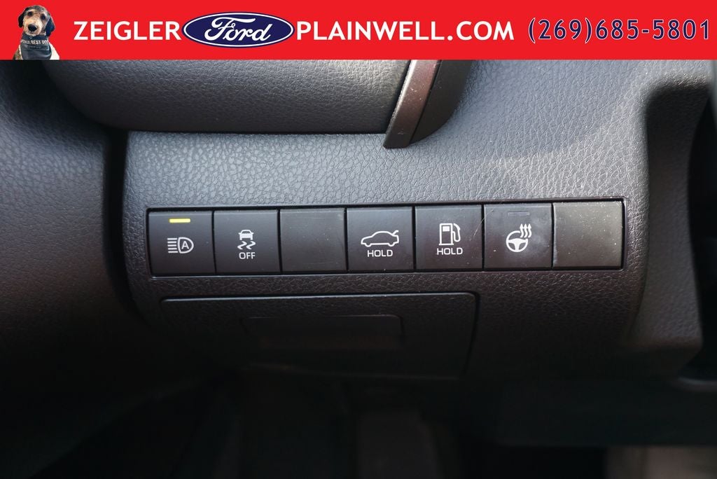 2022 Toyota Camry Hybrid XLE Leather Power Moonroof Rear Camera