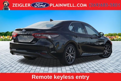 2022 Toyota Camry Hybrid XLE Leather Power Moonroof Rear Camera