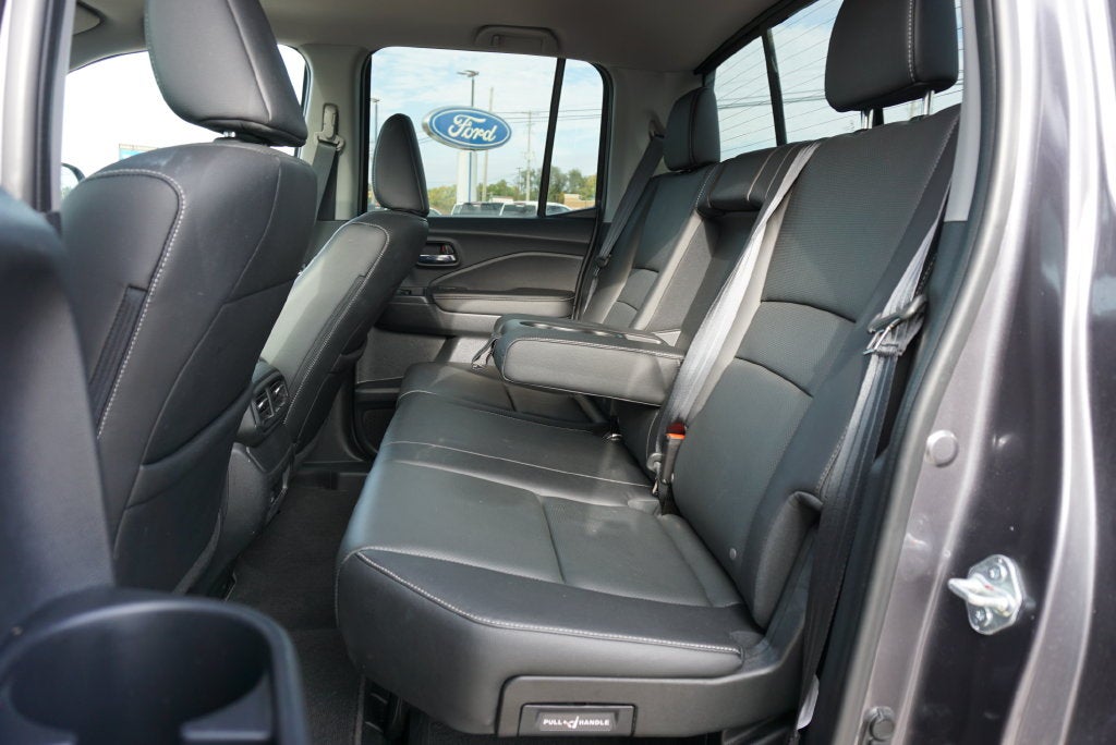 2025 Honda Ridgeline RTL Crew Cab 4x4 Heated Leather Moonroof