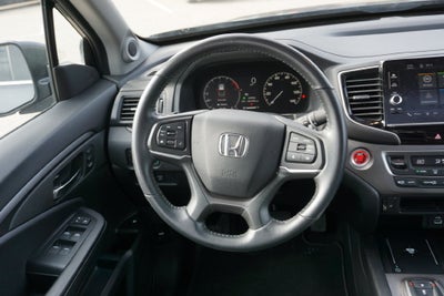 2025 Honda Ridgeline RTL Crew Cab 4x4 Heated Leather Moonroof