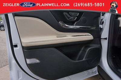 2025 Lincoln Corsair Plug-In Hybrid Grand Touring AWD PANO ROOF NAV LEATHER