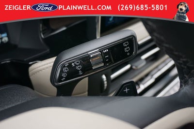 2025 Lincoln Corsair Plug-In Hybrid Grand Touring AWD PANO ROOF NAV LEATHER