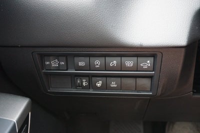 2025 Toyota Tundra Limited 4X4 V6 BLACK EDITION POWER MOONROOF LEATHER NAV