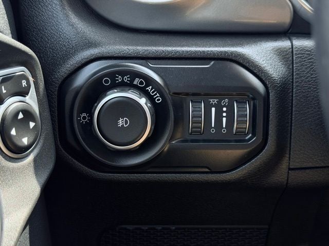 2018 Jeep Wrangler Sahara 4x4