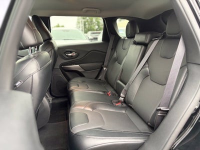 2022 Jeep Cherokee Latitude Lux * Certified Pre-Owned *