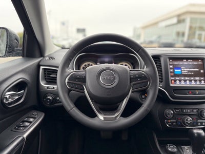 2022 Jeep Cherokee Latitude Lux * Certified Pre-Owned *