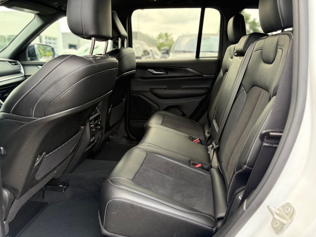 2023 Jeep Grand Cherokee Altitude X 4x4