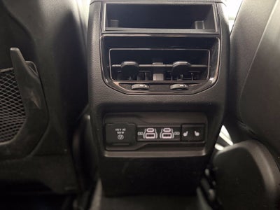 2023 Jeep Grand Cherokee Limited * Certified Pre-Owned *