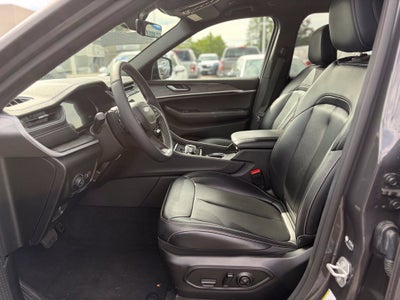 2025 Jeep Grand Cherokee Limited * Certified Pre-Owned *