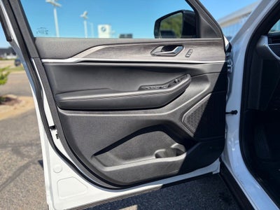 2025 Jeep Grand Cherokee Limited 4x4