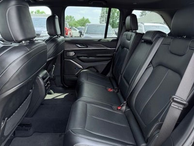2022 Jeep Grand Cherokee Overland