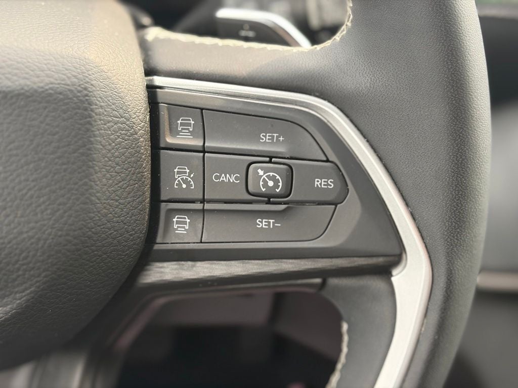 2023 Jeep Grand Cherokee L Altitude 4x4