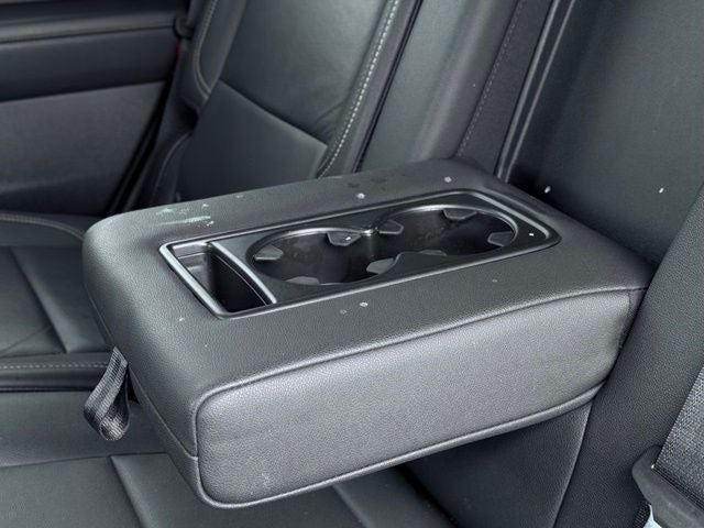 2024 GMC Yukon 4WD SLT