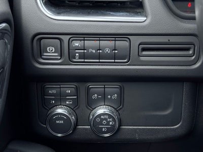 2024 GMC Yukon 4WD SLT