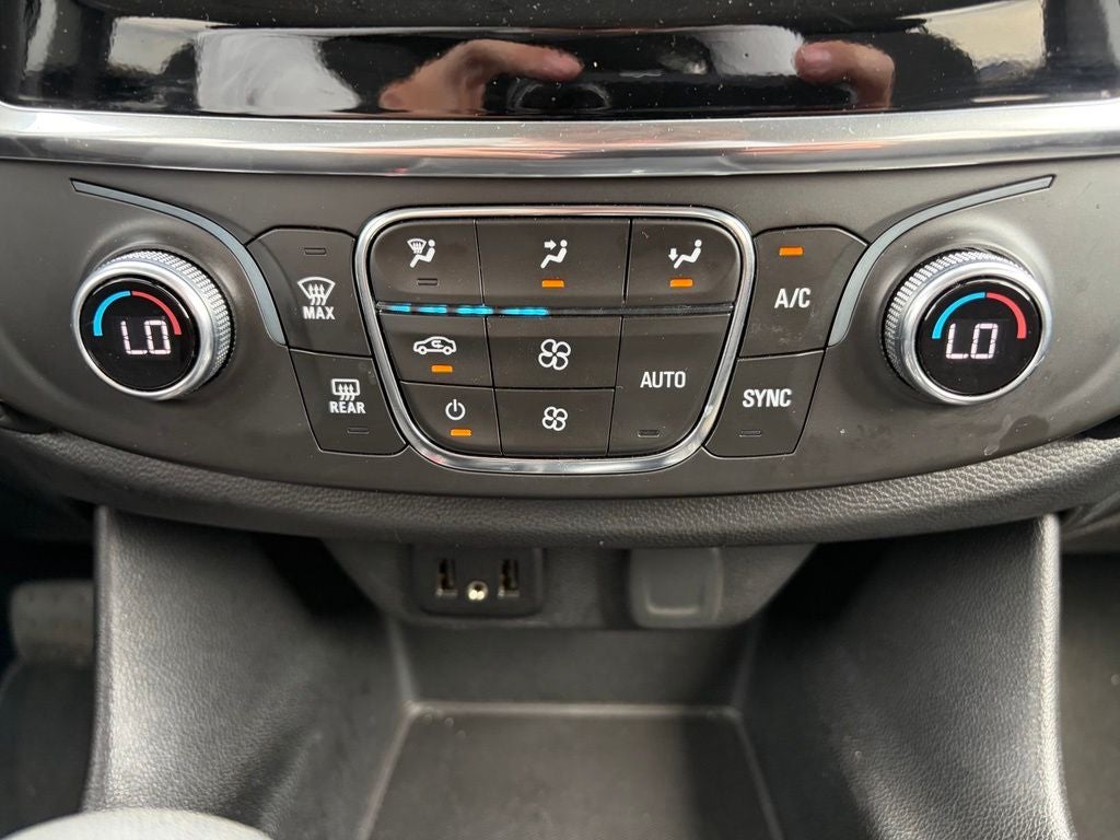 2021 Chevrolet Traverse LS