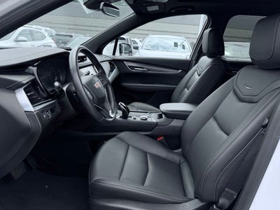 2024 Cadillac XT6 Luxury