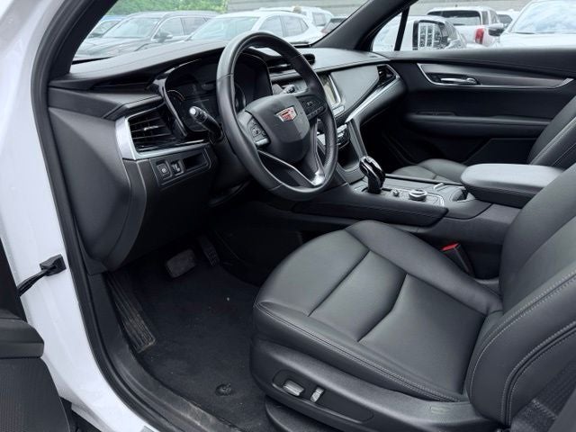 2024 Cadillac XT6 Luxury