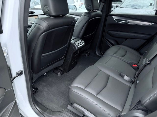 2024 Cadillac XT6 Luxury