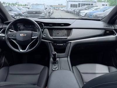 2024 Cadillac XT6 Luxury