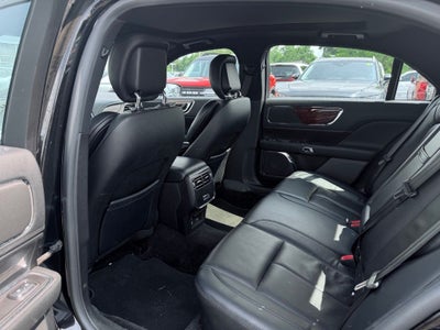 2017 Lincoln Continental Select