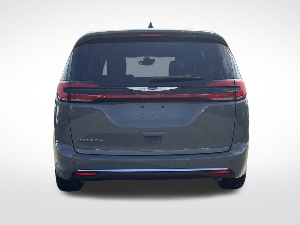 2025 Chrysler Pacifica Select * Certified Pre-Owned *