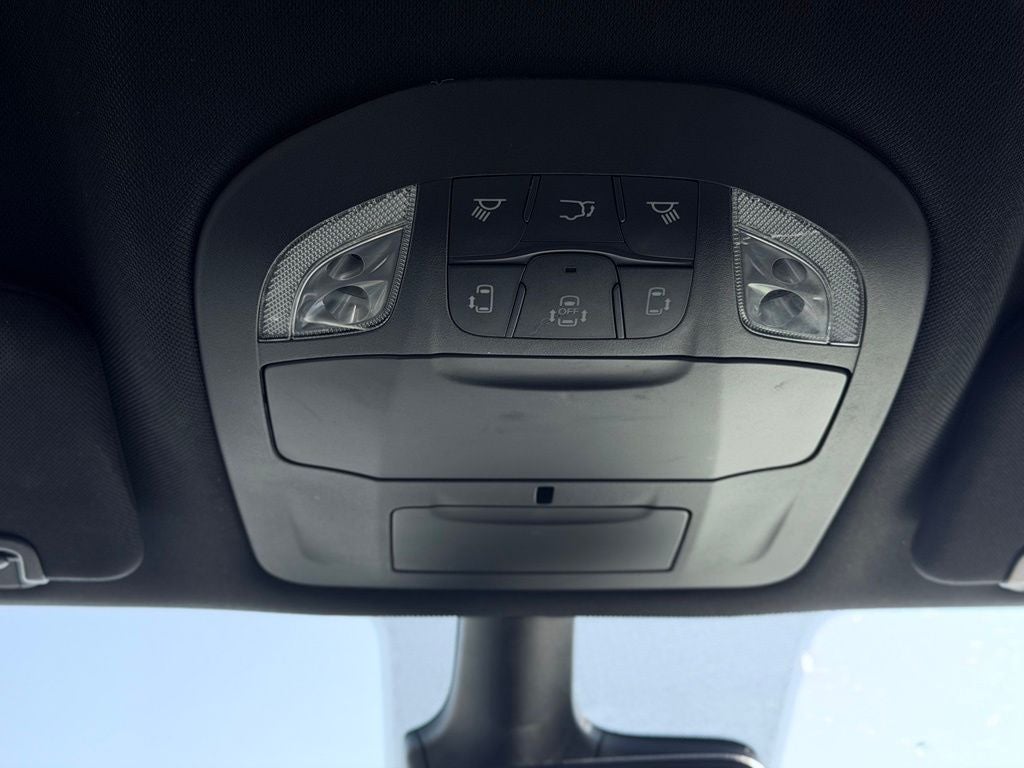2025 Chrysler Pacifica Select * Certified Pre-Owned *