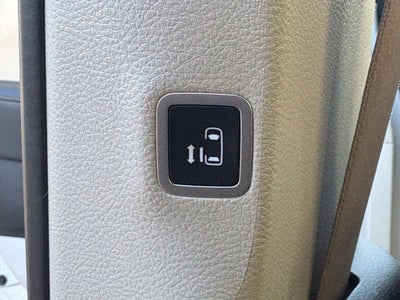 2024 Chrysler Pacifica Touring L * Certified Pre-Owned *
