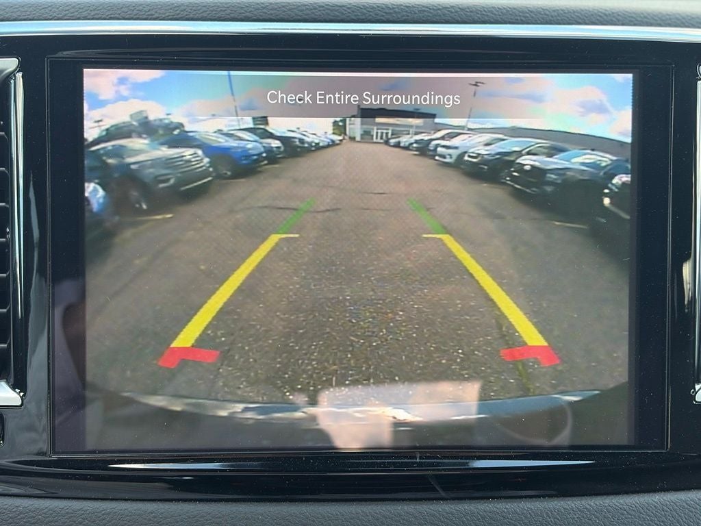 2025 Chrysler Pacifica Select