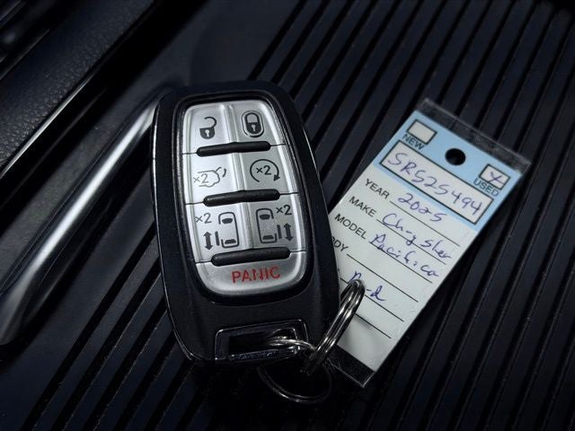 2025 Chrysler Pacifica Limited