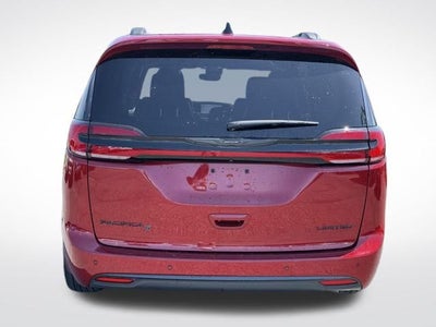 2025 Chrysler Pacifica Limited