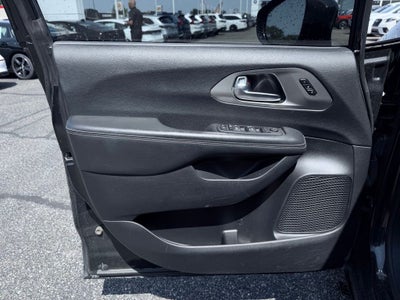 2020 Chrysler Pacifica Launch Edition