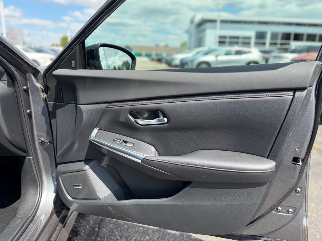 2023 Nissan Sentra SR