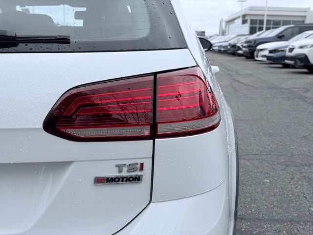 2018 Volkswagen Golf Alltrack TSI S