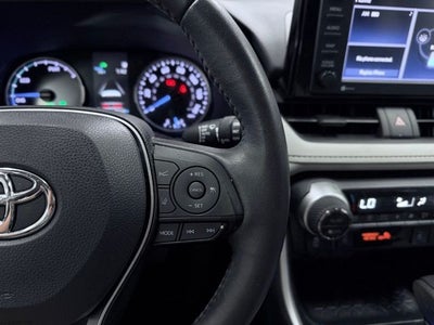 2022 Toyota RAV4 Hybrid XLE