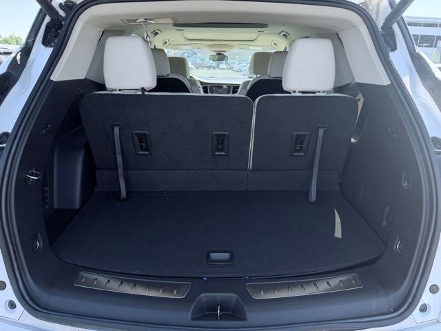 2023 Buick Enclave Essence AWD