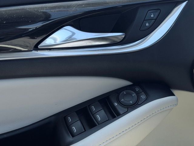 2023 Buick Enclave Essence AWD