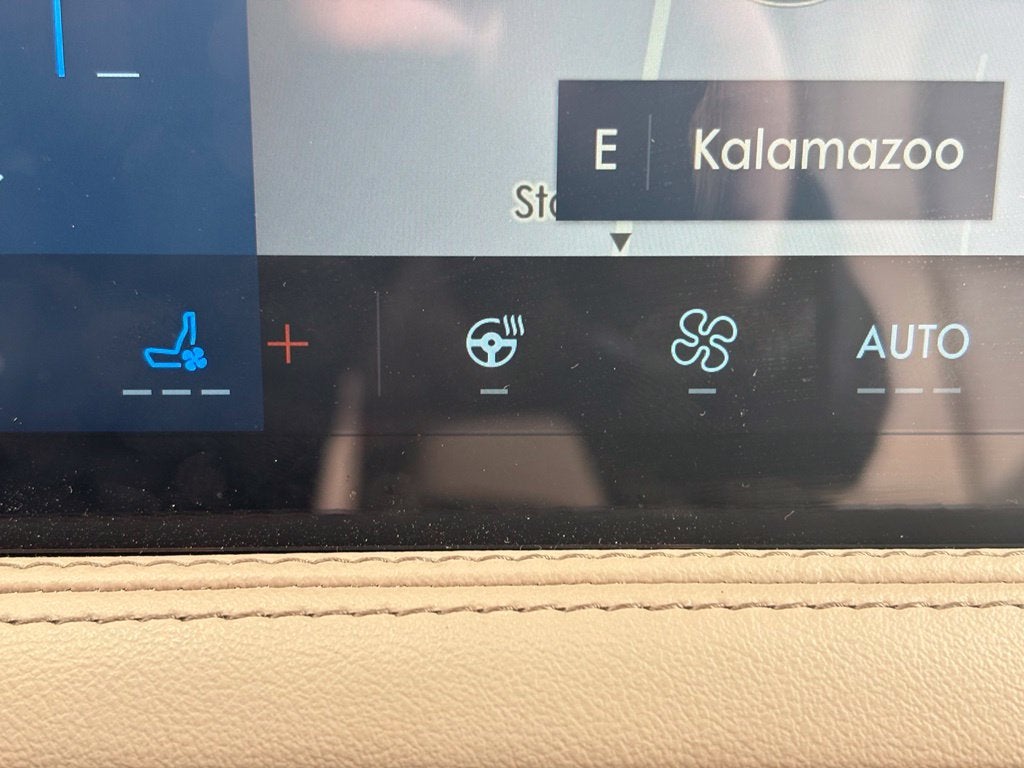 2023 Lincoln Corsair Standard CERTIFIED