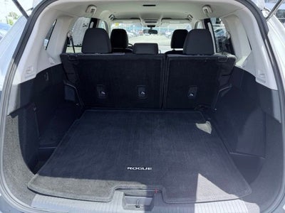 2022 Nissan Rogue SV Intelligent AWD