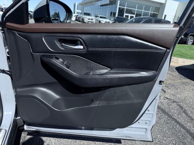 2023 Nissan Rogue SL Intelligent AWD