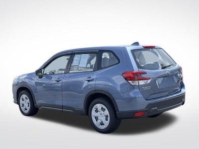 2023 Subaru Forester Base