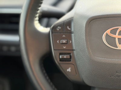 2025 Toyota Prius LE