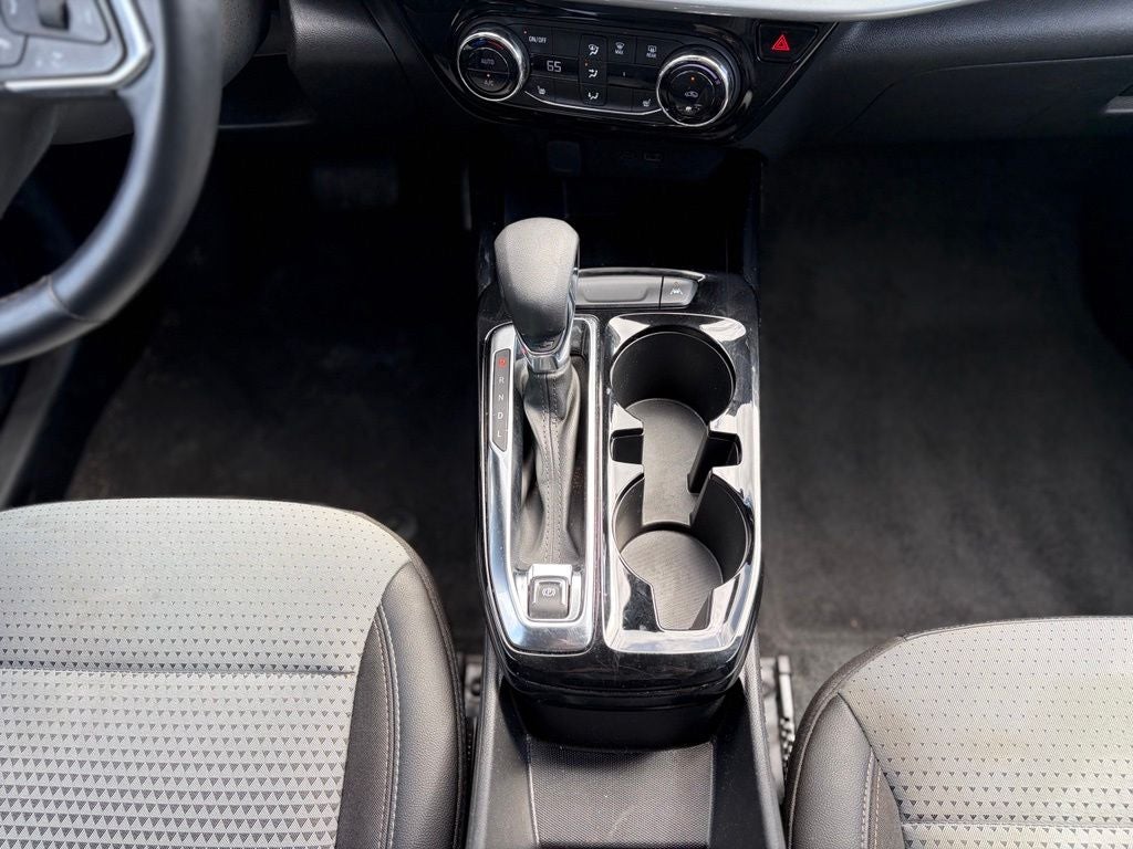 2025 Chevrolet Trax FWD LT